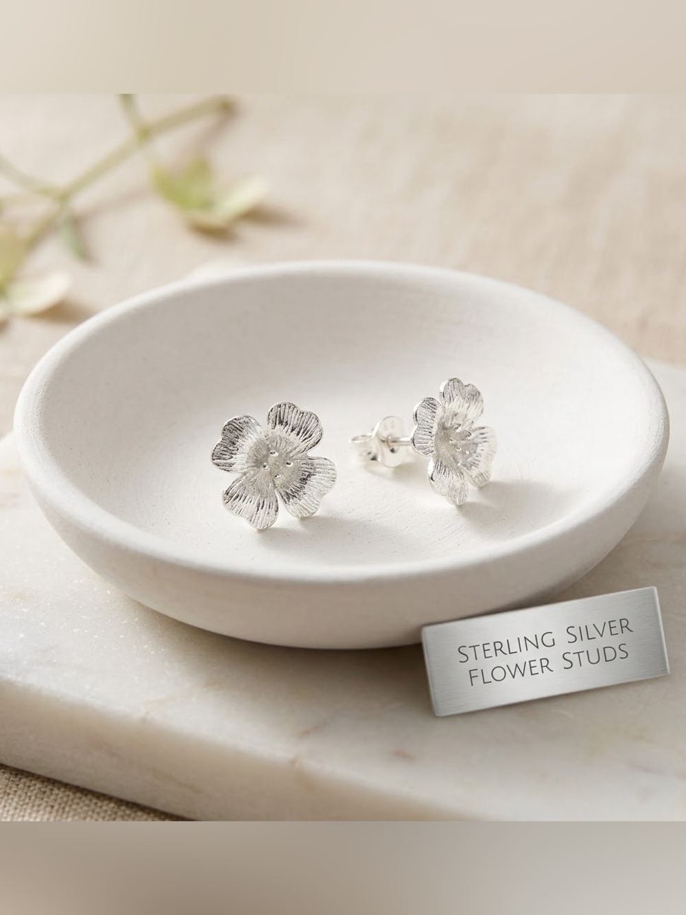 Belk NWT Sterling Silver Textured Flower Blossom Petal Stud Earrings Gift Dainty